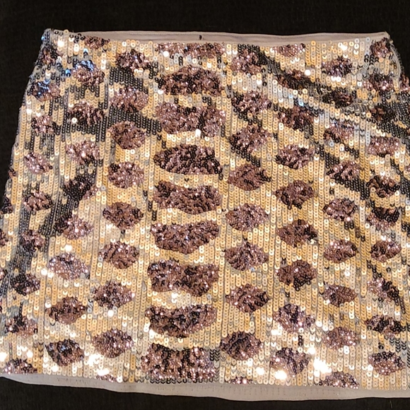 Sequin Mini Skirt - Picture 1 of 3